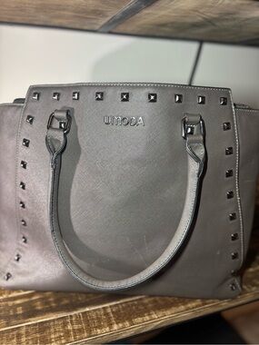 Umoda 17-inch  Studded Saffiano Tote made from synthetic material